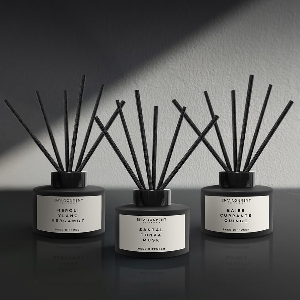 ENVIRONMENT Inspired by Designer TF Oud W0od Reed Diffuser, 200ml Luxury Scented Aromatherapy (Oud Wood | Guaiac Wood | Cedar) Reed Diffusers for Home, Diffusing Oil Fragrance, Home Fragrance Products