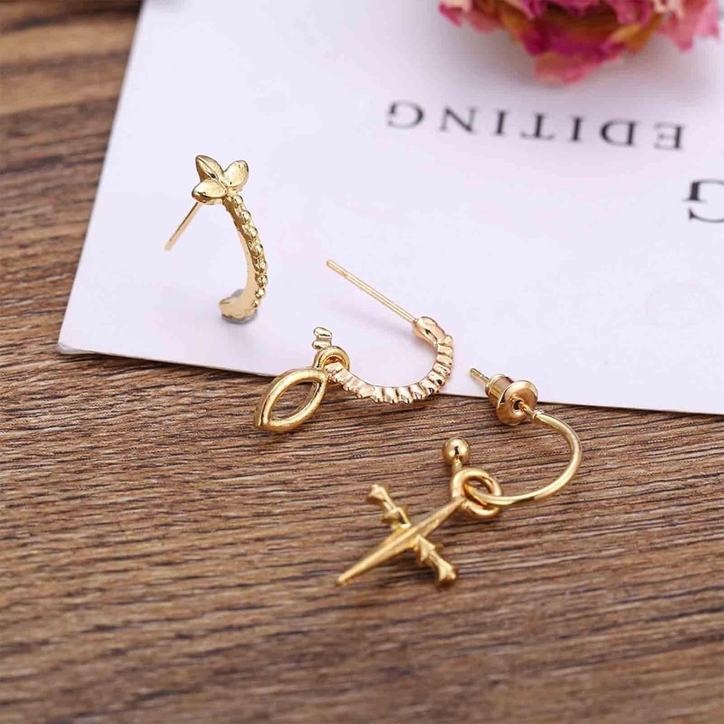 Boho Star Moon Chain Cuff Earrings Silver Star Long Drop Earrings Moon Ear Cuff Wrap Earrings Cartilage Helix Chain Earrings Jewelry for Women